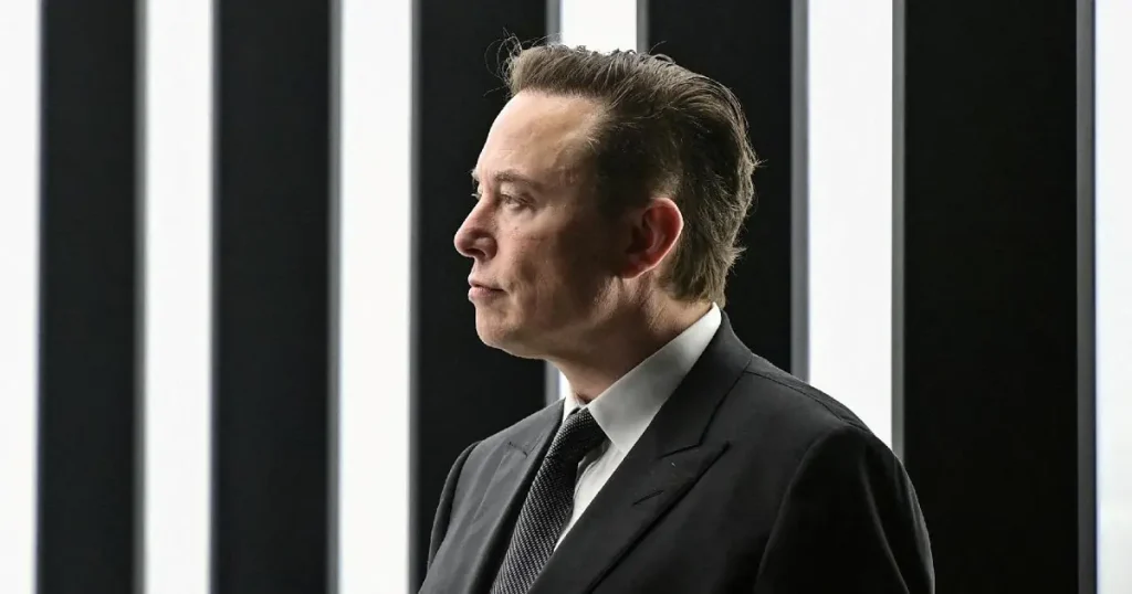 Elon Musk’tan hızlı yalanlama: Satmayacağım