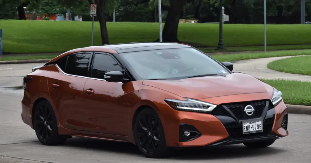 34 yıllık efsane yolun sonuna geldi. Nissan popüler modelin fişini çekti