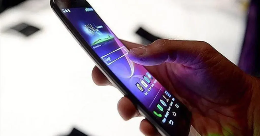 İkinci el telefon şirketinin sitesine ulaşılamadı. Müşteriler panikledi, şirketin patronu konuştu