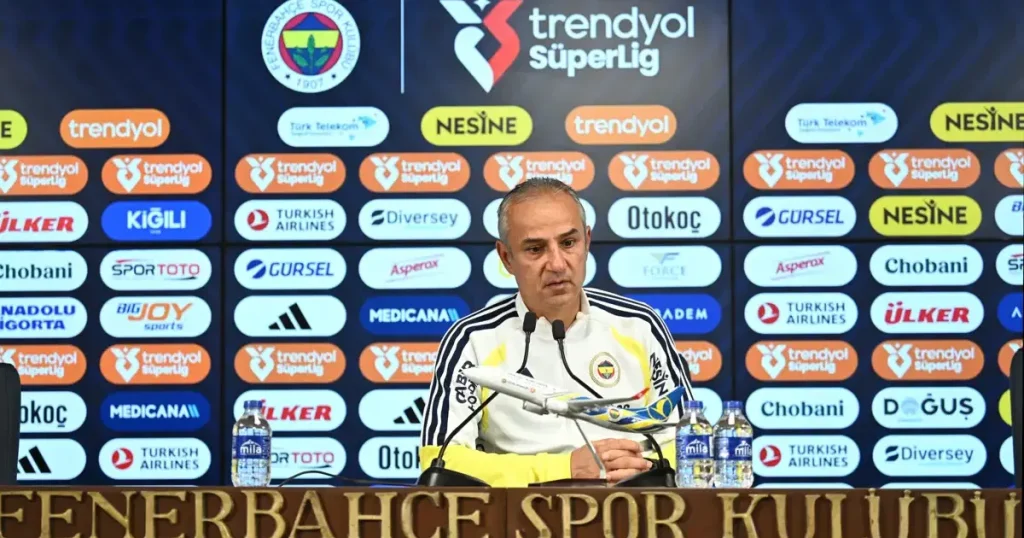 İsmail Kartal: Aston Villa defterini kapattık, Prag ve Galatasaray maçlarını düşünüyoruz