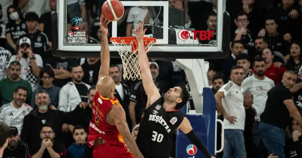 Potadaki derbide Beşiktaş, Galatasaray MCT Technic’e şans tanımadı