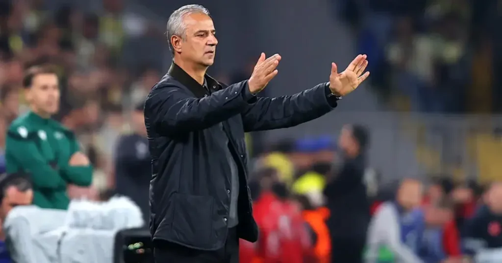 Kadıköy’de “İsmail Kartal istifa” sesleri