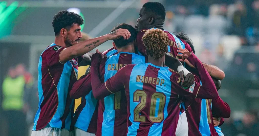 Trabzonspor’da sakatlık şoku, golü attı oyundan çıktı