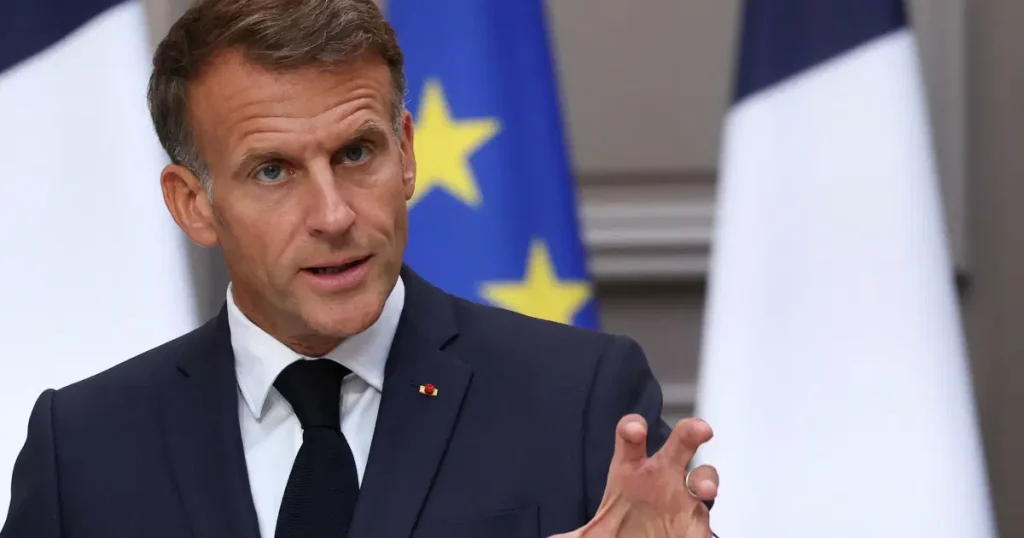 Macron, protestocu öğrencileri hedef aldı. "Siyasetçilerin oyuncağı oluyorlar"