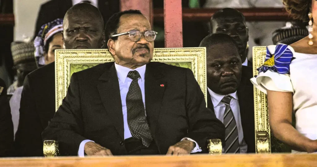 10 haftadır ortada yoktu, "Öldü" diyenler bile vardı. Kamerun’un yaşlı lideri ülkesine döndü