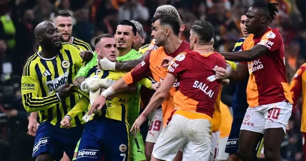 Galatasaray’dan derbi sonrası olayları için sert açıklama
