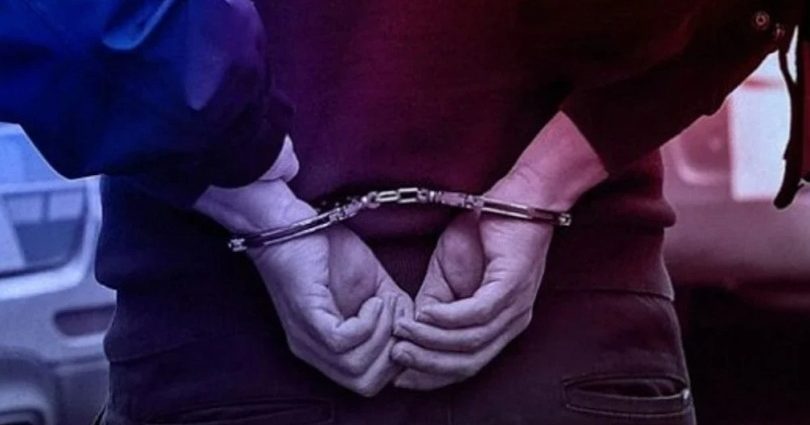 Kendini polis olarak tanıtarak döviz bürosunu dolandırdı, tutuklandı – Kıbrıs Gazetesi