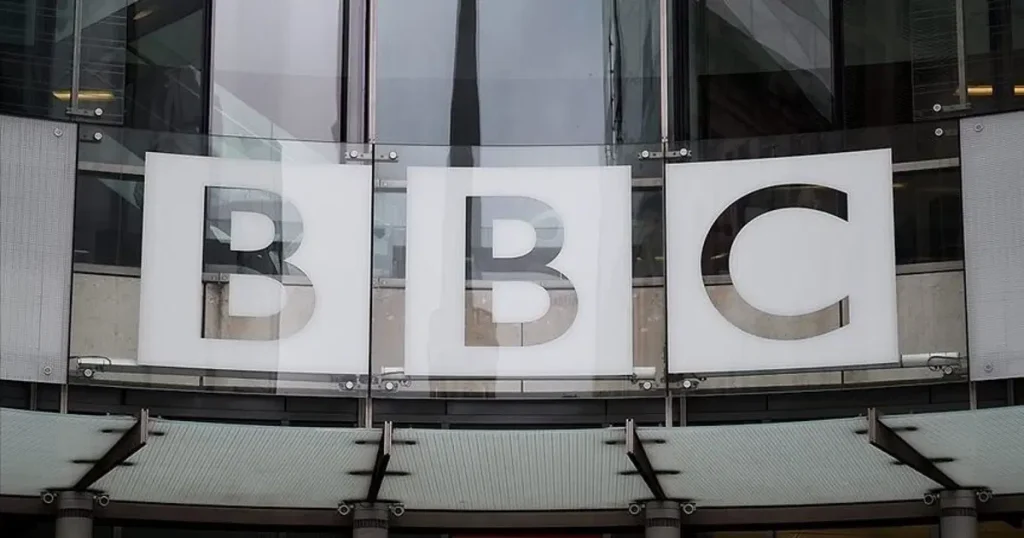 BBC’nin tasarruf plan. Bazı kanal ve radyolar kapatılacak, işten çıkarmalar olacak