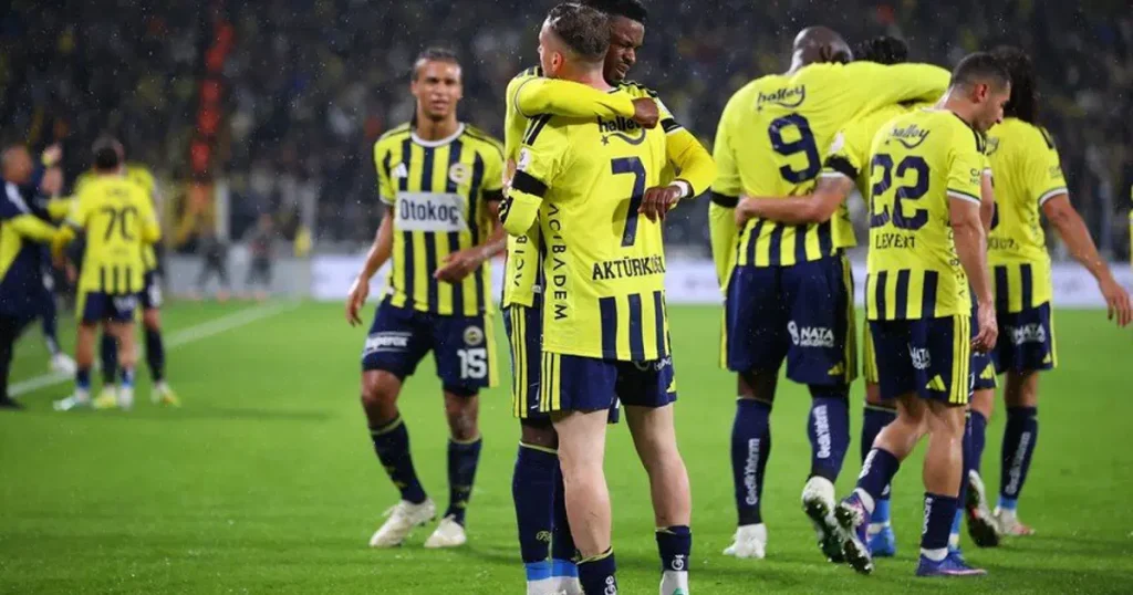 Fenerbahçe-Slavia Prag maçı ne zaman, saat kaçta ve hangi kanalda? Hedef mutlak galibiyet