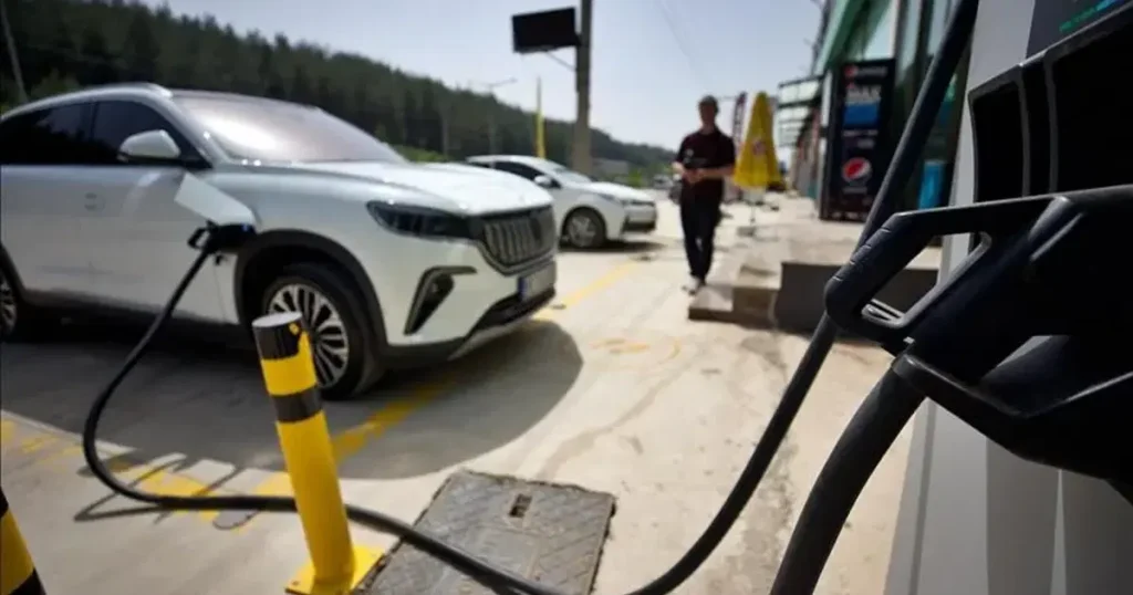 Türkiye’de otomobil tercihleri hızla elektrikleniyor